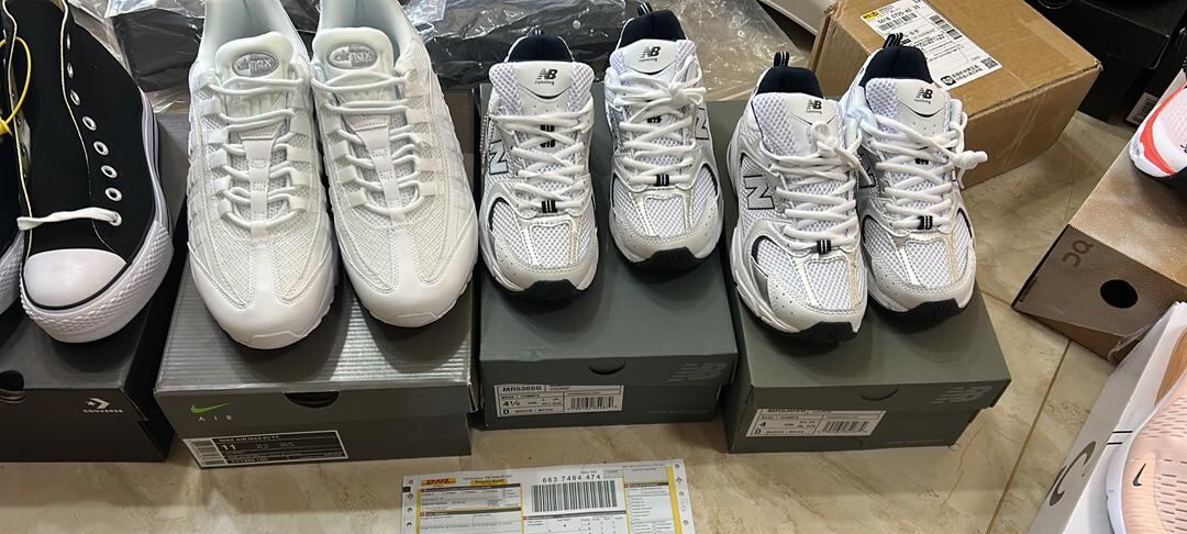 Nike Air Max 95, New Balance 530, New Balance 9060 white real shipment photos