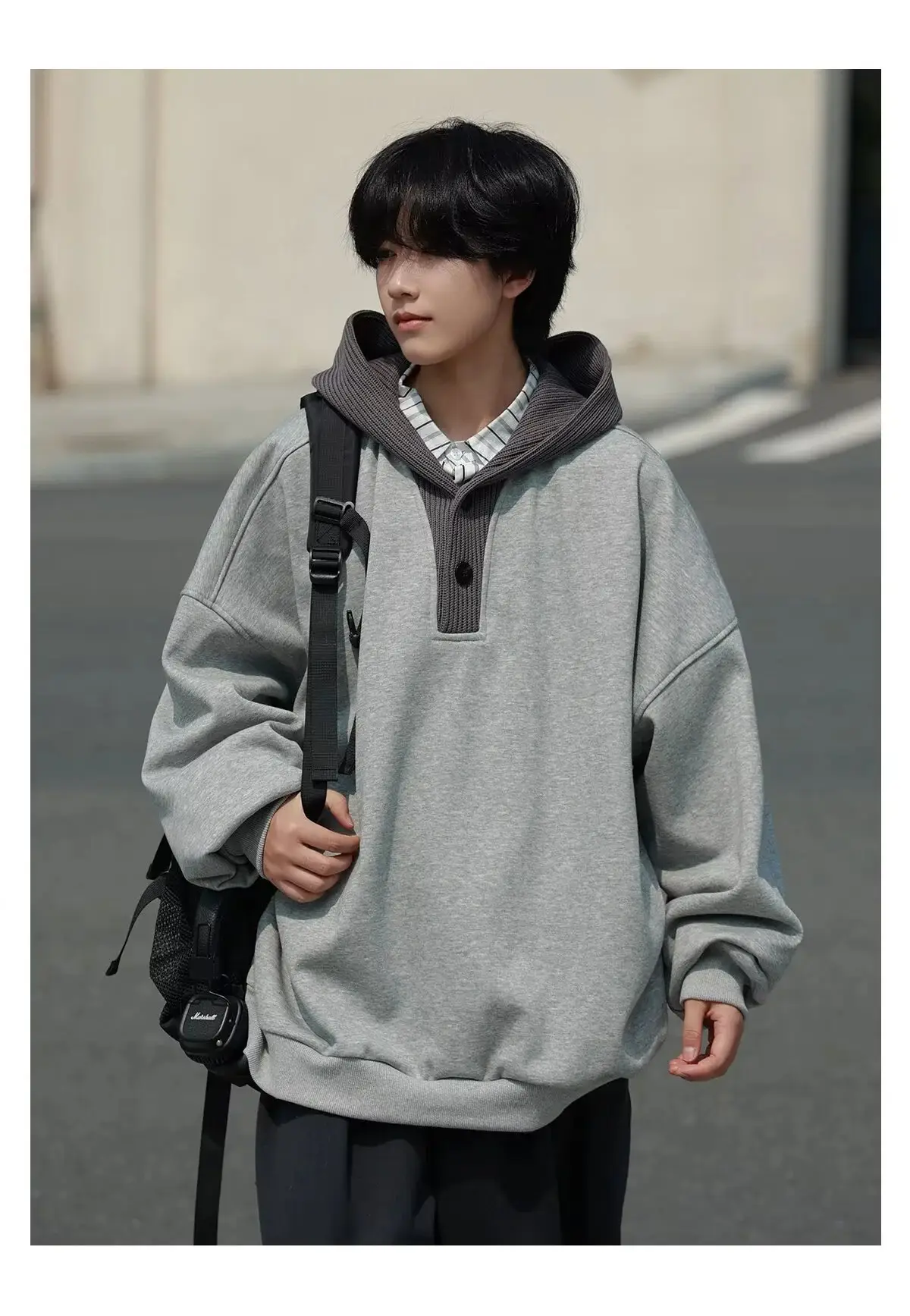 Unbranded Hooded Sweatshirt [1 style] 2